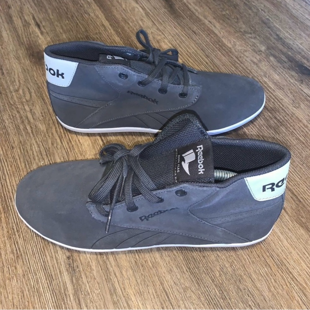 Reebok Men's Gray Sneakers